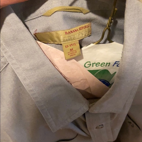 Button down - Picture 3 of 3